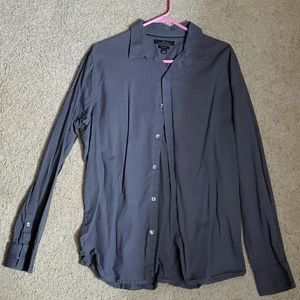 Men's long sleeve dress shirt